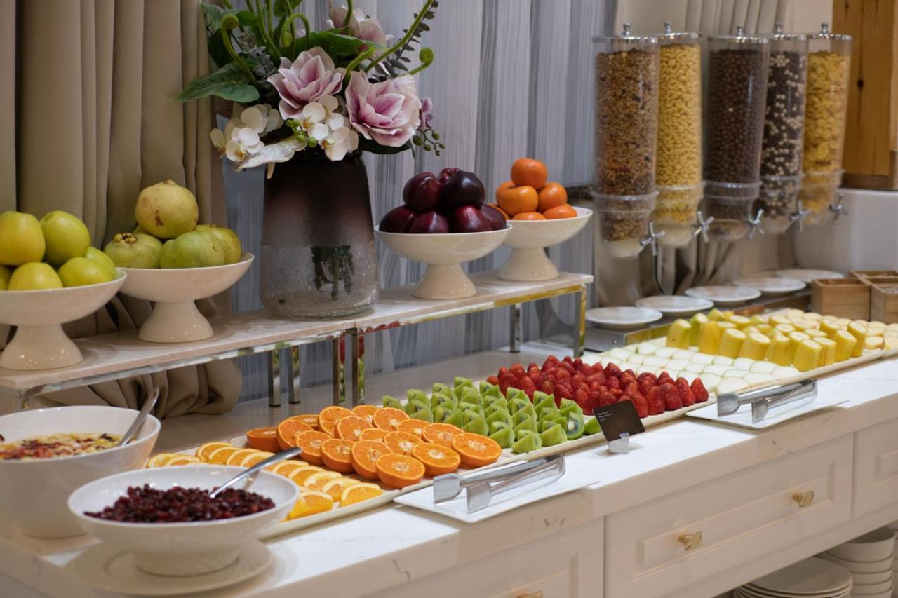Lotte City Hotels Tashkent Palace Exterior photo