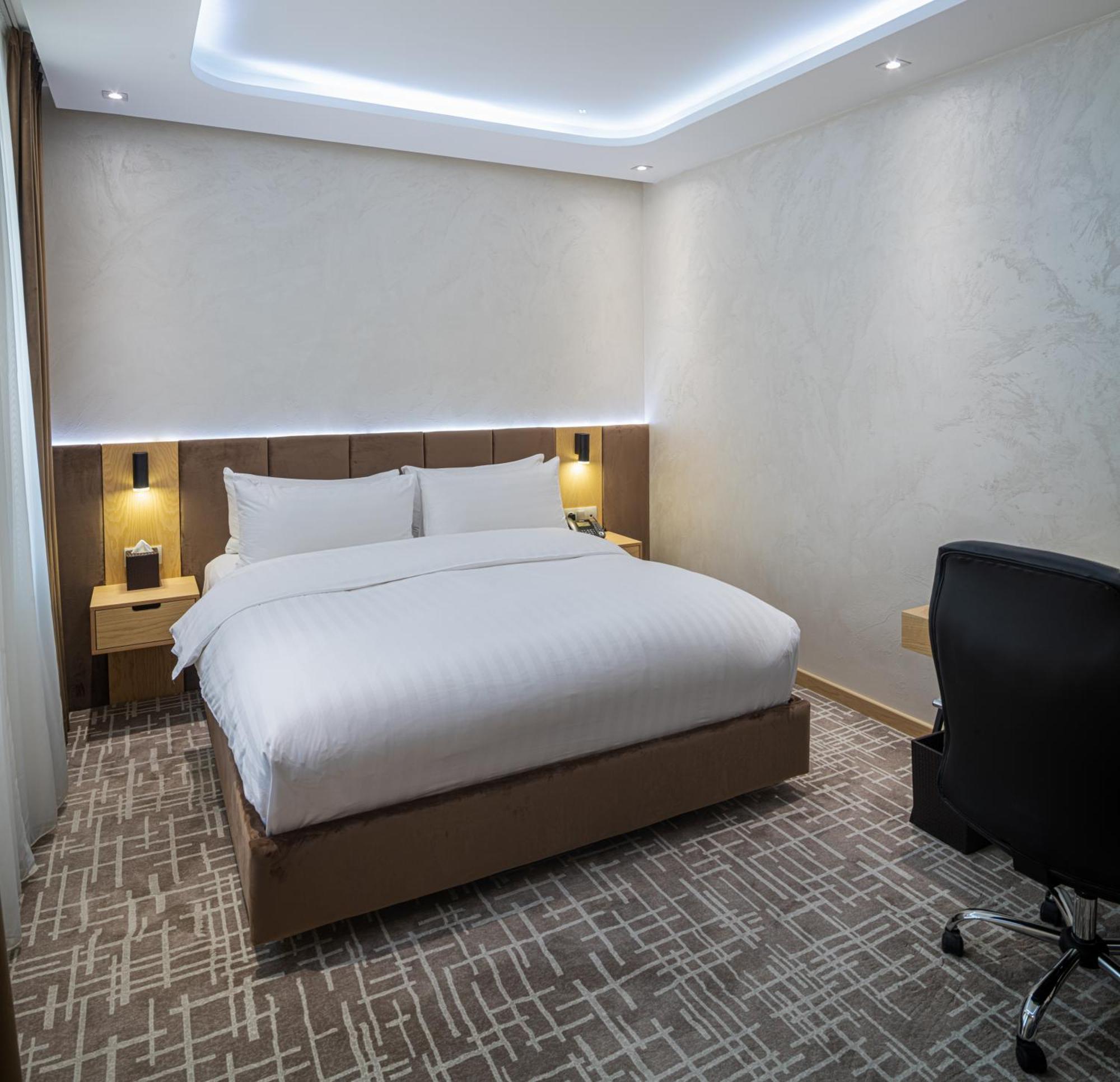 Lotte City Hotels Tashkent Palace Exterior photo